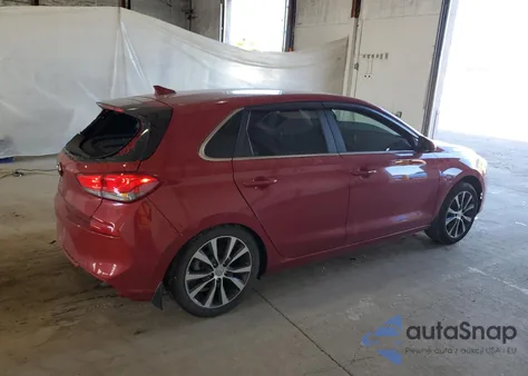 2020 Hyundai Elantra Gt z USA, uszkodzony, nr VIN KMHH35LE3LU143161